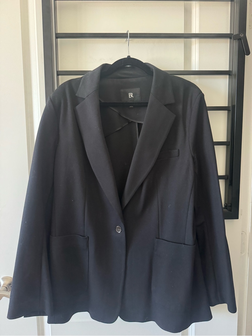 NWOT Banana Republic Black Single-Button Notch Lapel Blazer